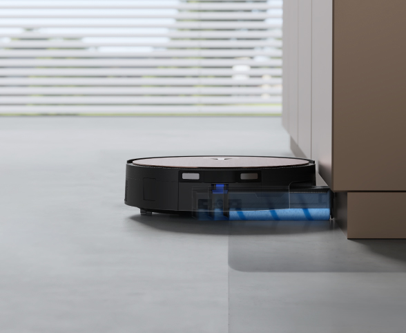 Deebot X11 close-up